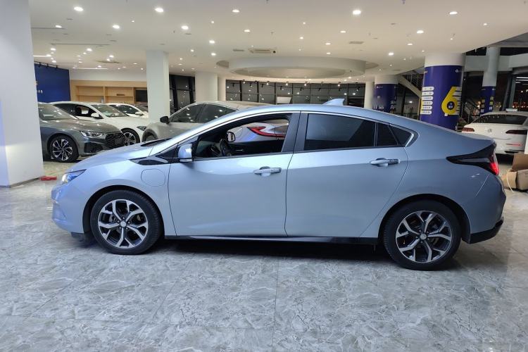 Used Buick VELITE 5 2017 Urban Extended-Range Model
