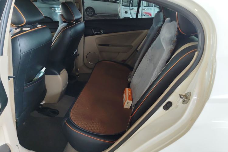 Used Bestune B50 2013 1.6L manual luxury version Left Rear Seat