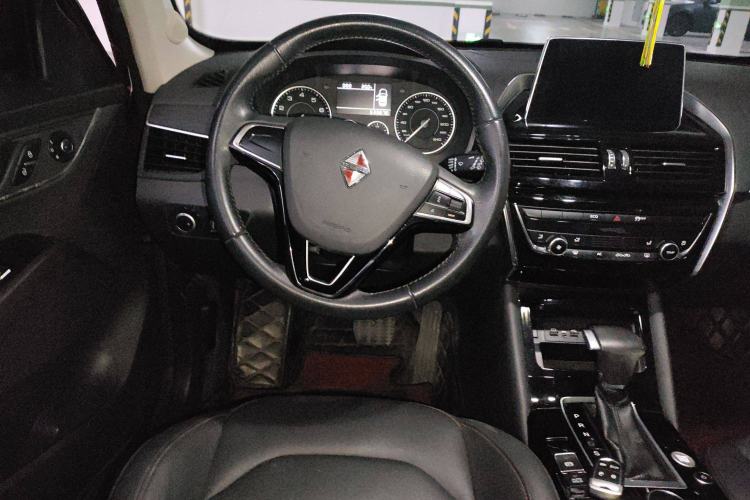 Used BORGWARD BX5 2017 20TGDI Automatic Two-Wheel Drive Pioneer Edition