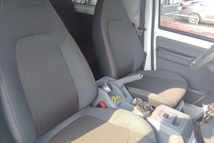 Used Karry Jiangtun E5 2024 268 km Range Open-Window 6-Seater Version
