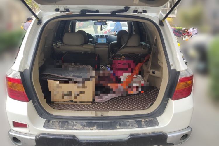 Used Toyota Highlander 2011 2.7L Two-Wheel Drive 7-Seater Luxury Edition
