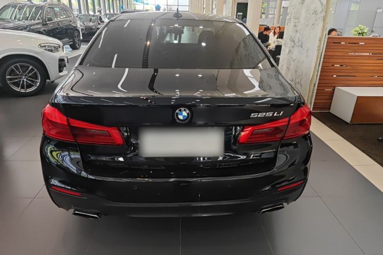 Used BMW 5 Series 2019 525Li M Sport Package Rear
