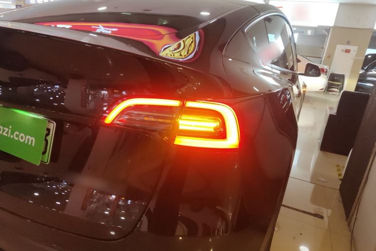 Used Tesla Model Y 2021 Standard Range Rear-Wheel Drive Version