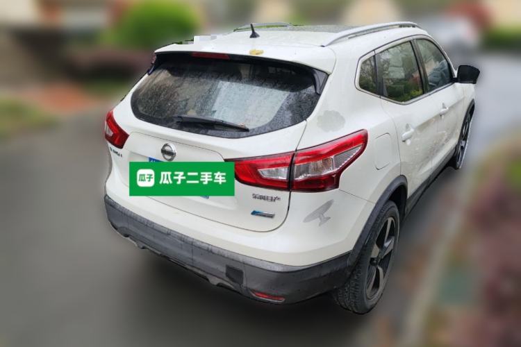 Used Nissan Qashqai 2016 2.0L CVT Luxury Edition Rear Right 45 Deg