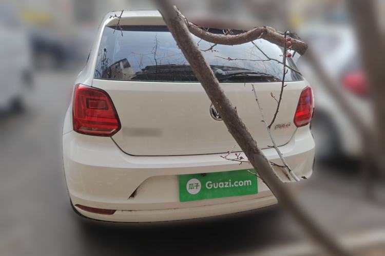 Used Volkswagen Polo 2016 1.4L Manual Fashion Model
