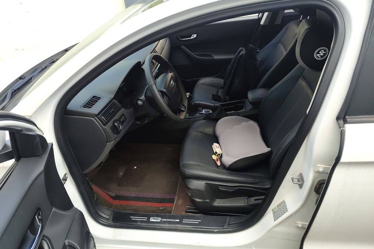 Used Qoros 3 2018 Sedan 1.6L Automatic Leading Model