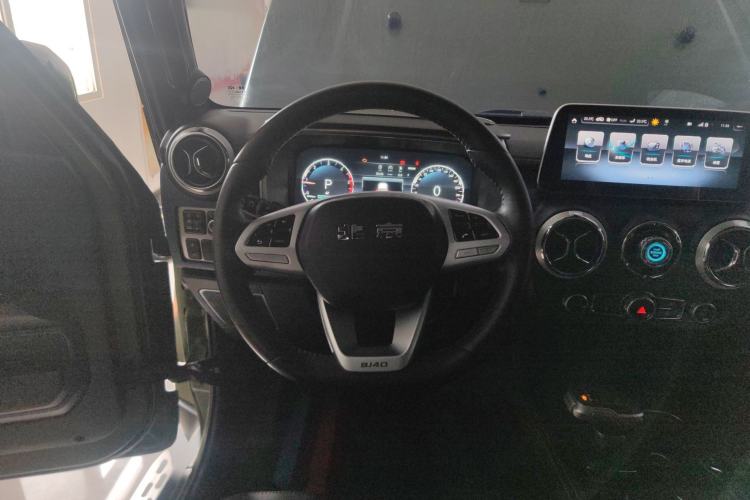 Used BAIC Off-Road BJ40 2021 2.0D Automatic Four-Wheel Drive Blade Hero Edition Adventurer Type

