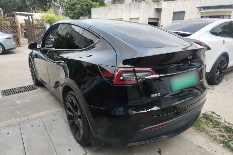 Used Tesla Model Y 2022 Rear-Wheel-Drive Version
