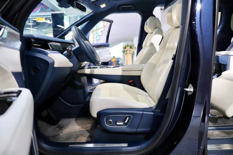 Used Zeekr 009 2022 WE Edition
