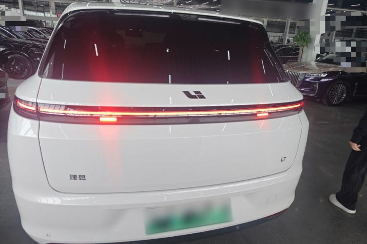 Used Li Auto L7 2023 Air model
