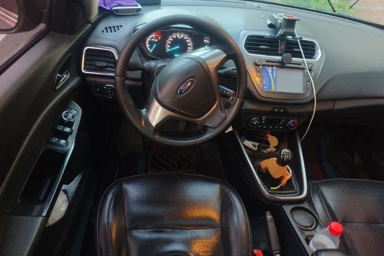 Used Ford Escort 2015 1.5L Manual Fashion Edition