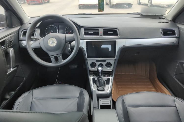 Used Volkswagen Gran Lavida 2013 1.6L Automatic Comfort Model