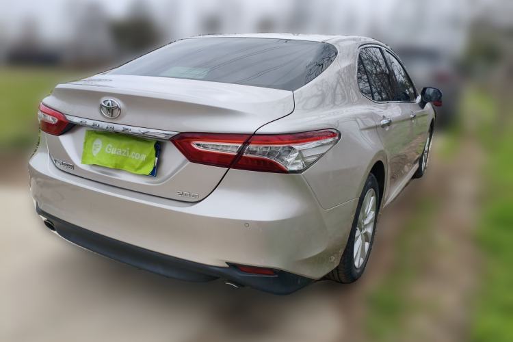 Used Toyota Camry 2019 Revised Version 2.0G Luxury Edition
