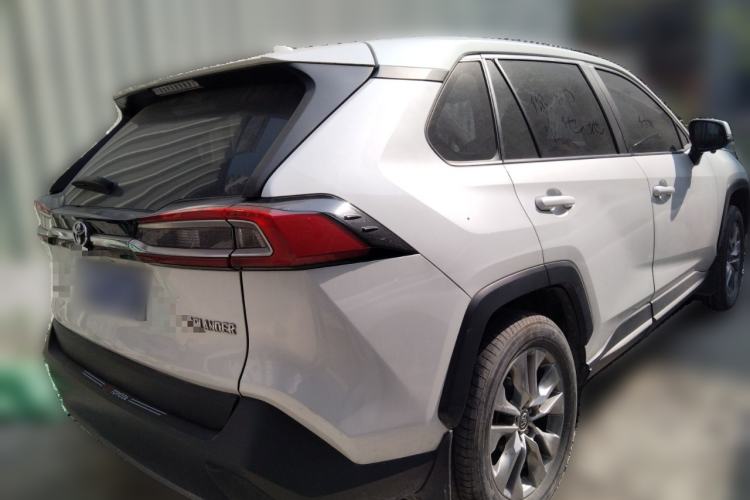 Used Toyota Wildlander 2023 2.0L CVT Two-Wheel Drive Leading Edition
