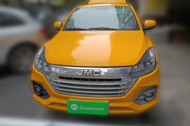 Used JMC Baodian 2020 2.5T Diesel Two-Wheel Drive Comfort Edition Standard Wheelbase JX4D25A6L Front