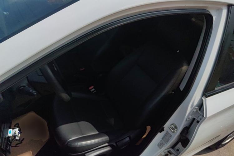 Used Hyundai Celesta 2018 1.6L Automatic GL Enjoyment Edition China VI compliant Left Front Seat