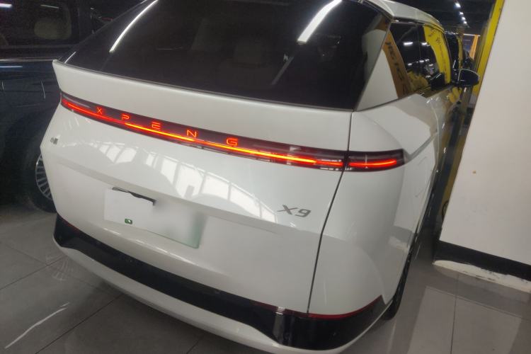 Used XPeng X9 2025 740 Ultra-Long Range Max
