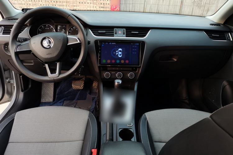 Used Skoda Octavia 2017 1.6L Automatic Chuanxing Edition
