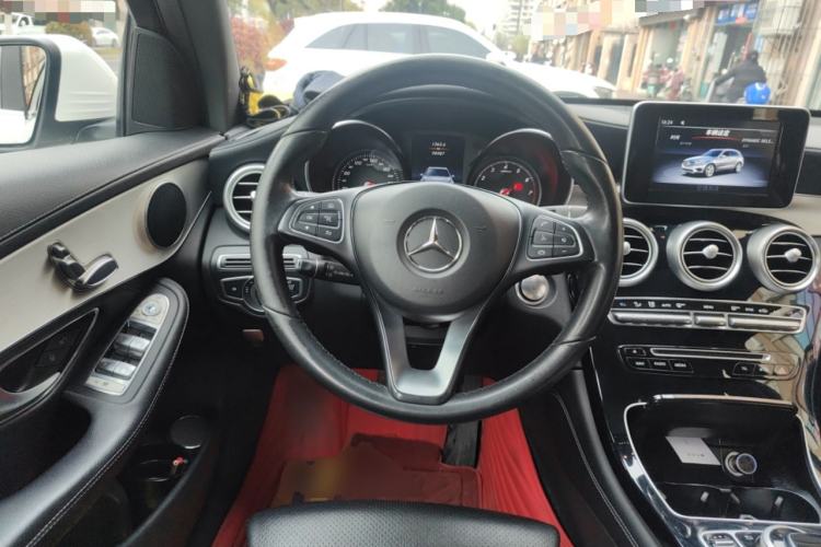 Used Mercedes-Benz GLC 2017 GLC 200 4MATIC
