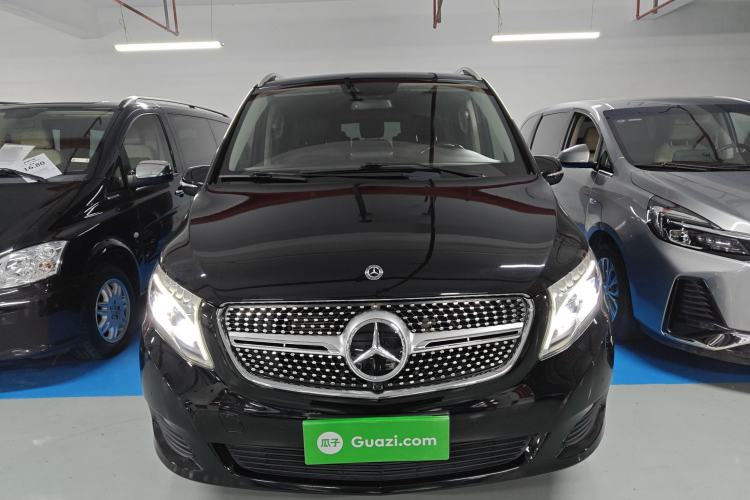 Used Mercedes-Benz V-Class 2018 V 260 Avantgarde Edition China VI