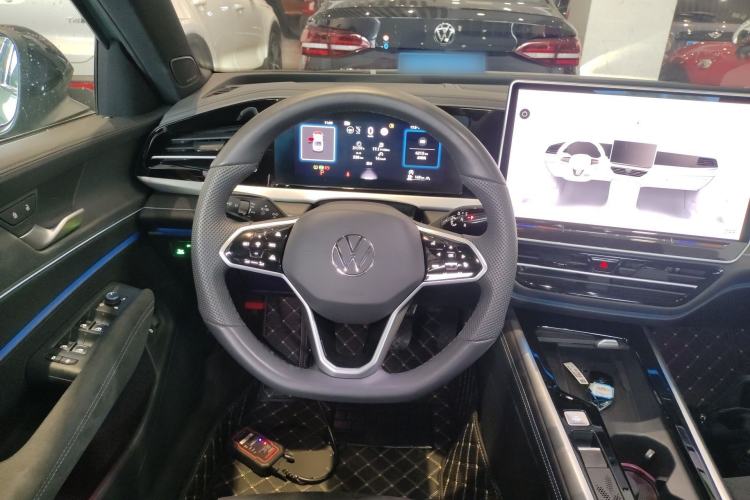 Used Volkswagen Passat 2025 Pro 380TSI Starry Dragon Luxury Edition