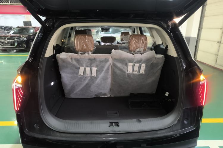 Used Hongqi HS7 PHEV 2025 Model 2.0T PHEV Four-Wheel Drive 2 Millionth Anniversary Edition—7 Seats