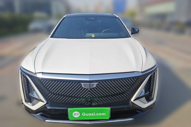 Used Cadillac LYRIQ 2024 Rear-Drive Standard Range Luxury Edition