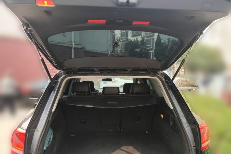 Used Volkswagen Touareg 2011 3.0 TSI High-End Version
