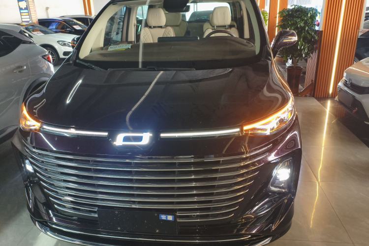 Used Bestune M9 2023 2.0T Ultimate Edition
