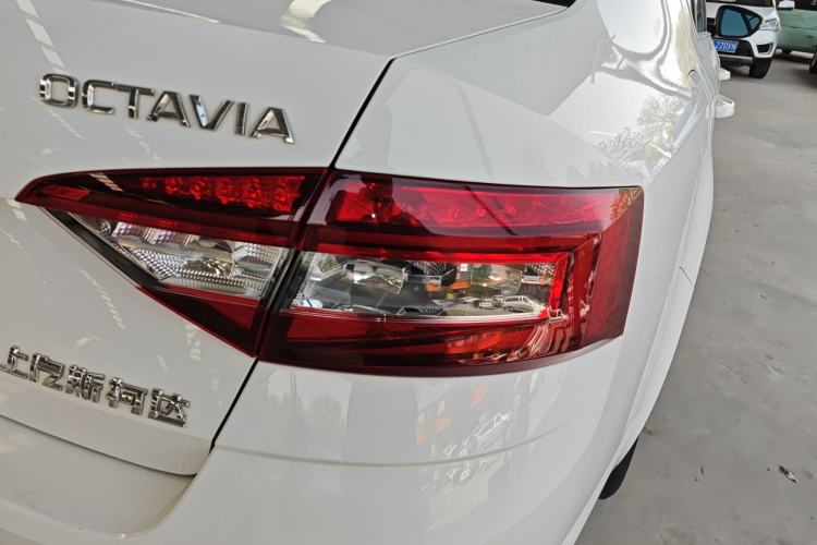 Used Skoda Octavia 2019 1.5L Automatic Comfort Edition