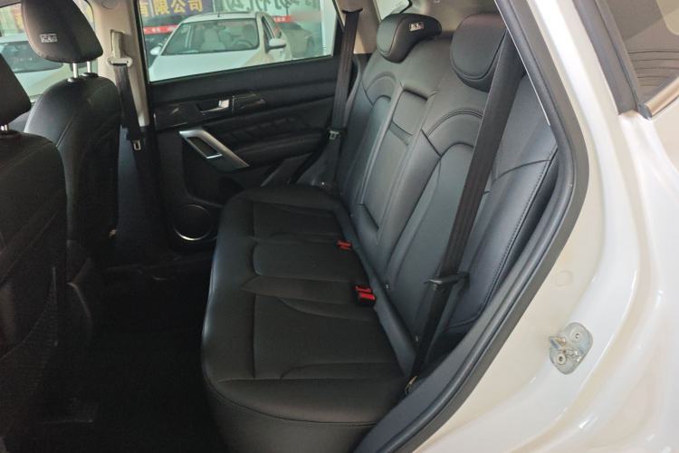 Used Haval H2 2016 Red-Label 1.5T Automatic Two-Wheel Drive Luxury Model Left Rear Seat