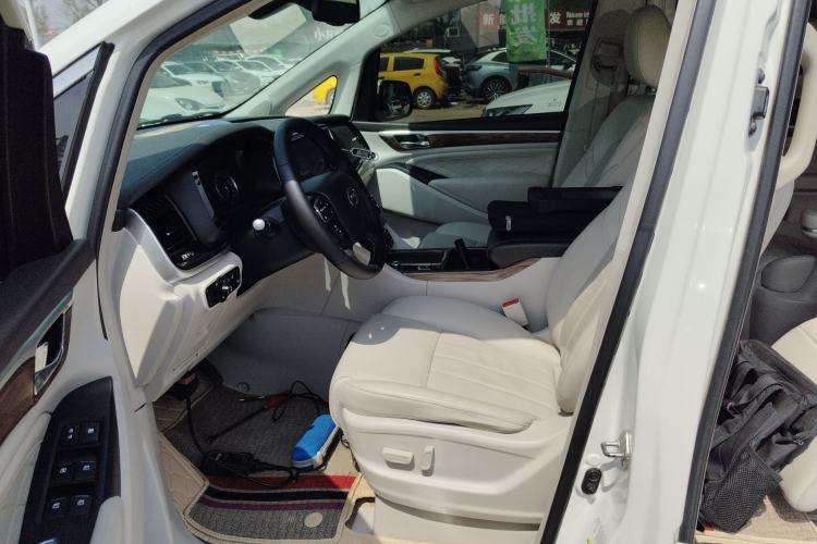 Used GAC Trumpchi M8 2018 320T Luxury Edition
