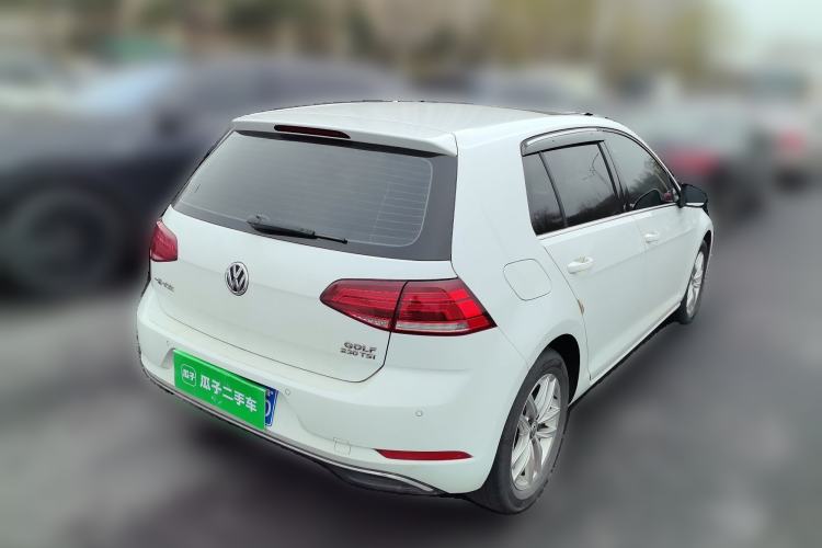 Used Volkswagen Golf 2018 230TSI Automatic Comfort Model
