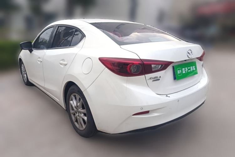 Used Mazda 3 Axela 2017 Sedan 1.5L Automatic Luxury Model China VI Standard
