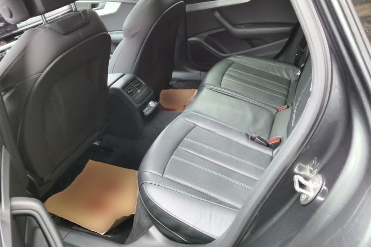 Used Audi A4L 2022 40 TFSI Fashion Dynamic Model
