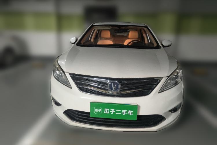 Used CHANGAN Eado 2015 1.6L Manual Luxury Model China IV Standard Front