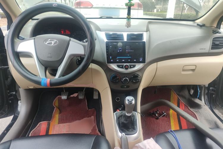 Used Hyundai Verna (older generation) 2010 Sedan 1.4L Manual Comfort GS
