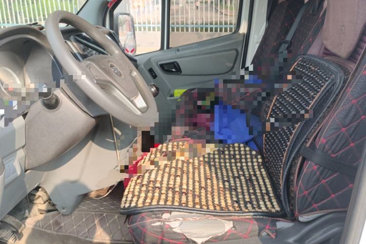 Used Foton Toano 2020 2.0T Multi-Function Short-Wheelbase Flat-Roof 5/6-Seater China VI4F20TC3 Left Front Seat