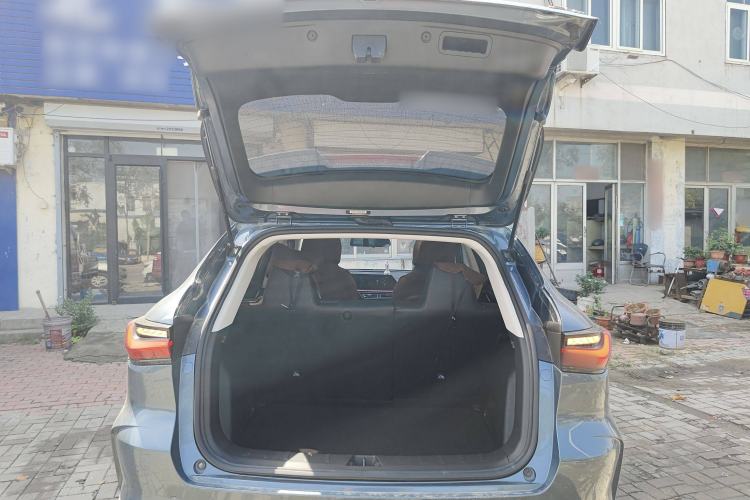 Used CHANGAN OSHAN X5 2021 Revised Version 1.6L Manual Luxury Edition
