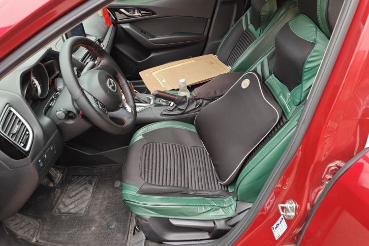 Used Mazda Mazda 3 Axela 2014 Sedan 1.5L Automatic Comfort Model