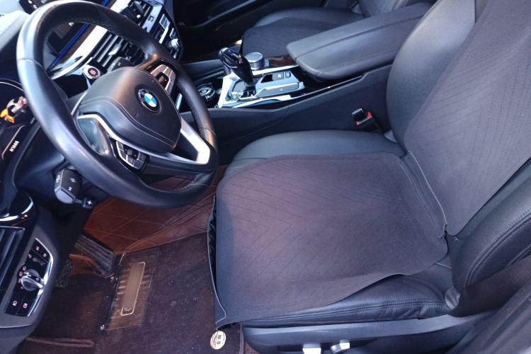 Used BMW 5 Series 2018 525Li Luxury Package Left Front Seat