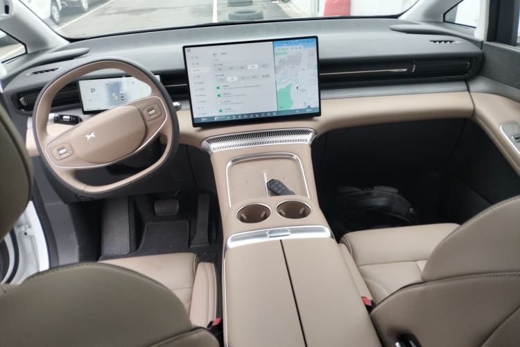 Used XPeng X9 2025 740 Ultra-Long Range Max
