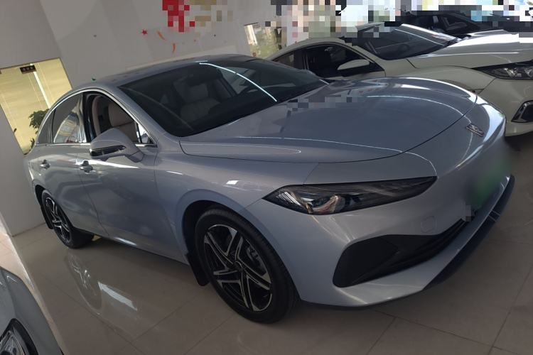 Used Roewe D7 2023 DMH 125km Excellence Edition