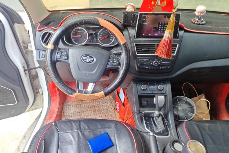 Used Bestune X40 2018 Internet Celebrity Edition 1.6L Automatic Luxury Version