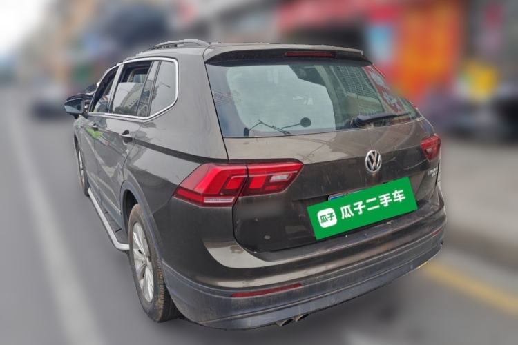 Used Volkswagen Tiguan L 2017 330TSI Automatic Two-Wheel Drive Luxury Edition
