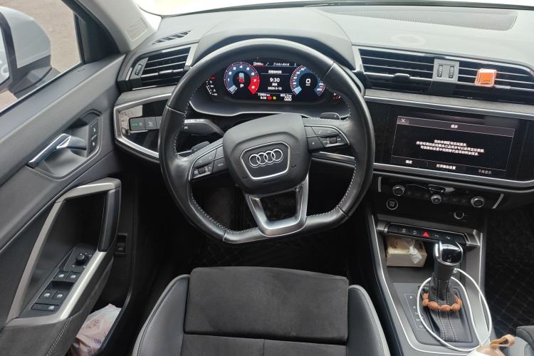 Used Audi Q3 2022 35 TFSI Fashion Dynamic Model