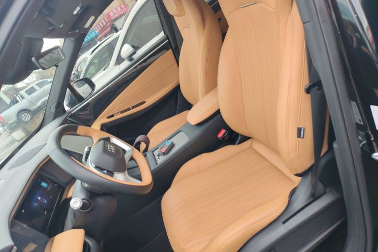 Used Geely Galaxy L7 2024 1.5T 115 km PLUS Dragon Edition Left Front Seat