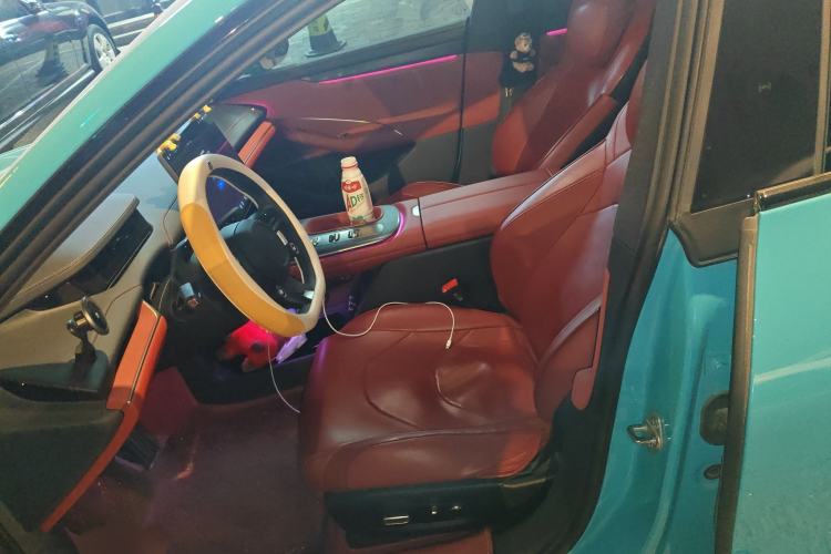 Used Xiaomi Auto SU7 2024 Rear-Drive Long-Range Intelligent Driving Version Left Front Seat