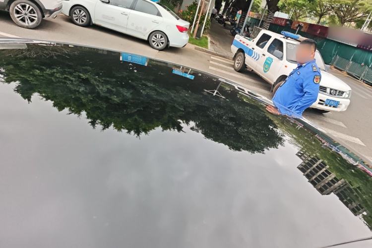 Used BYD e9 2025 Model 506 Luxury Version Roof