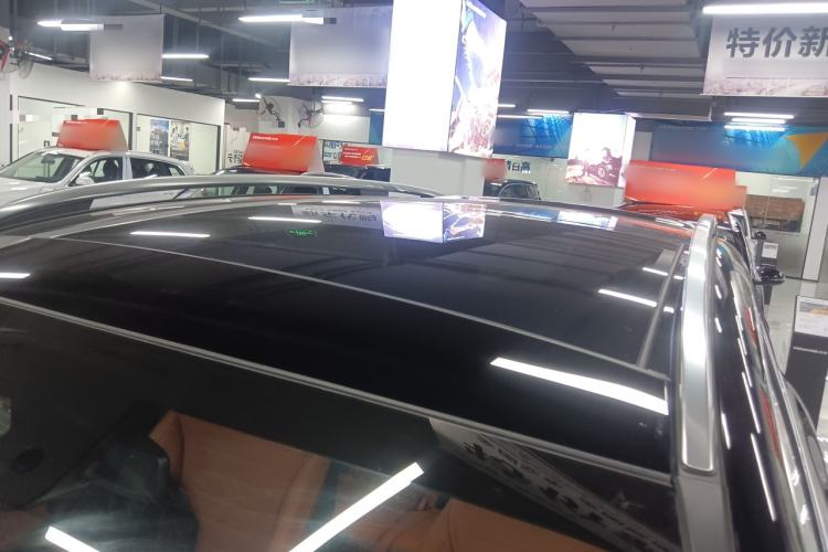 Used Mercedes-Benz GLC 2023 Facelift GLC 260 L 4MATIC Luxury Version 7-Seater
